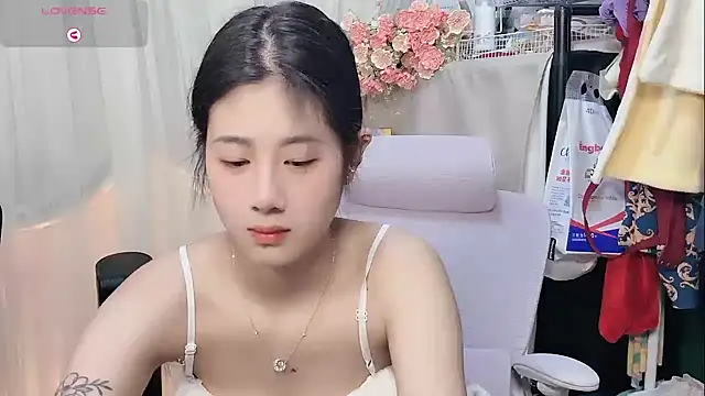 Yvonne-07 online show from 03/09/26, 01:04