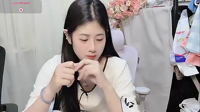 Yvonne-07 online show from 03/17/26, 12:08