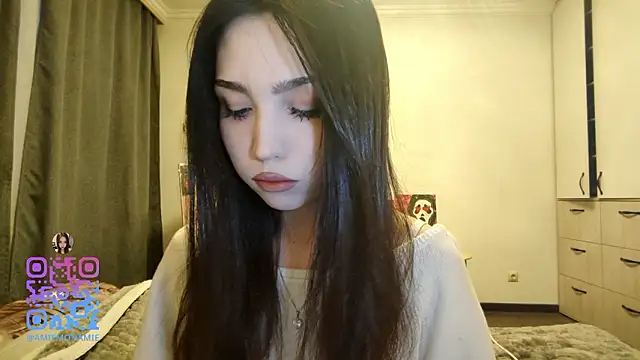 Qwami Amie online show from 02/09/26, 12:31