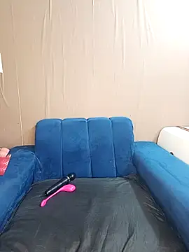 ChoklitBerryXX online show from 03/18/26, 07:17