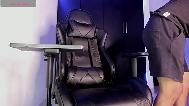 Liam Mateo online show from 03/26/26, 12:50