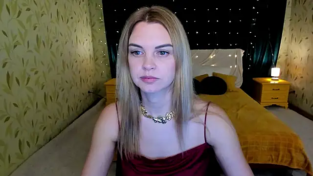 LunaFlinn online show from 02/11/26, 04:39