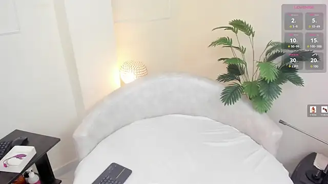 Nikki Karter online show from 03/25/26, 11:49