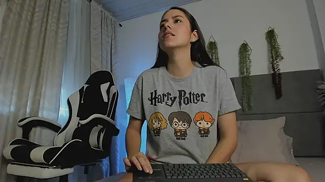 JulietaSnow online show from 03/07/26, 04:48