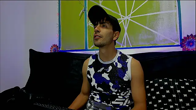 Snapshot of Lord_Apolo chatting on 02/07/26, 02:32 Lord Apolo online show from 02/07/26, 02:32