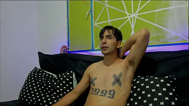 Snapshot of Lord_Apolo chatting on 02/10/26, 02:21 Lord Apolo online show from 02/10/26, 02:21