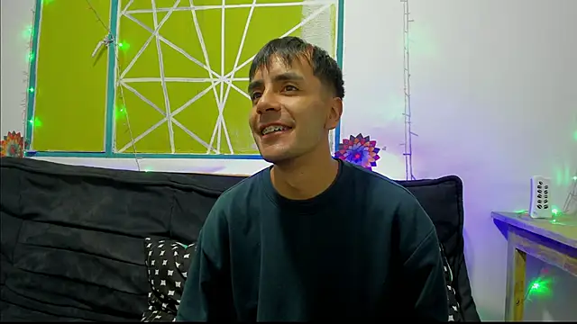 Snapshot of Lord_Apolo chatting on 02/18/26, 12:56 Lord Apolo online show from 02/18/26, 12:56