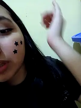 Snapshot of SailorGrace chatting on 12/19/25, 08:32 SailorGrace online show from 12/19/25, 08:32