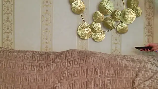 Dedra Dixon online show from 12/22/25, 10:23