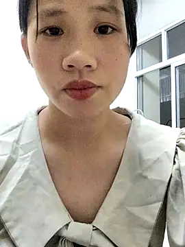 Snapshot of mit0-77 chatting on 12/22/25, 01:19 mit0-77 online show from 12/22/25, 01:19