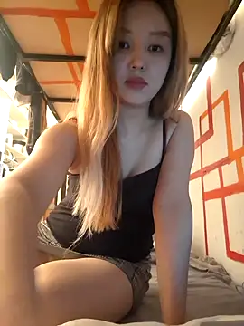 SherrylShaw online show from 04/05/26, 01:19