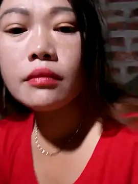 Snapshot of yana-zz chatting on 12/17/25, 02:23 yana-zz online show from 12/17/25, 02:23