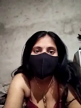 kanika05 online show from 04/11/26, 07:45