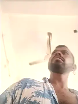 Snapshot of Teluguking143 chatting on 01/14/26, 05:13 Teluguking143 online show from 01/14/26, 05:13