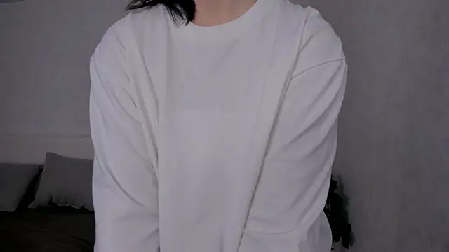 Snapshot of NyraVesperis chatting on 04/09/26, 06:19 NyraVesperis online show from 04/09/26, 06:19