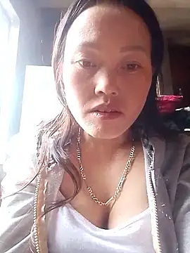 Snapshot of Heya_k2 chatting on 12/16/25, 09:14 Heya k2 online show from 12/16/25, 09:14