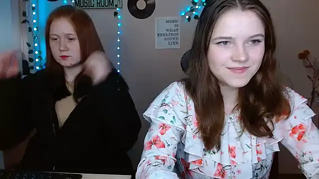 Riya Vip online show from 04/16/26, 02:51