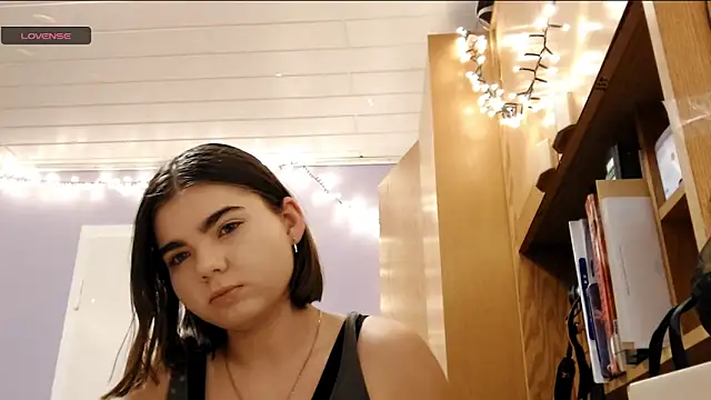Mona Slearys online show from 02/09/26, 10:36