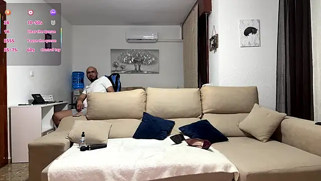 YeliHOT online show from 01/16/26, 10:14