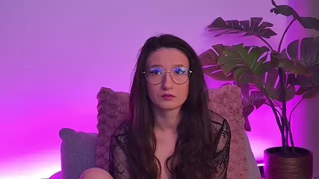 TheaMalekoo online show from 04/09/26, 06:30