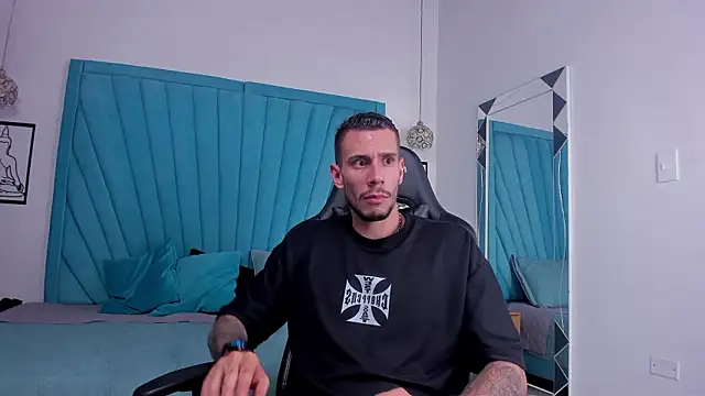 J king   online show from 03/24/26, 01:32