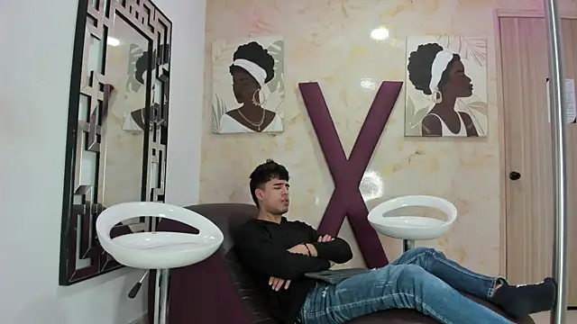 YOUNG GUYS1 online show from 06/04/26, 07:14