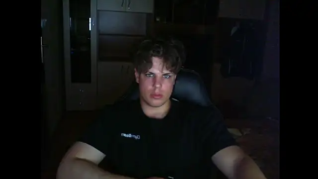 GymGuy0505 online show from 06/02/26, 09:39
