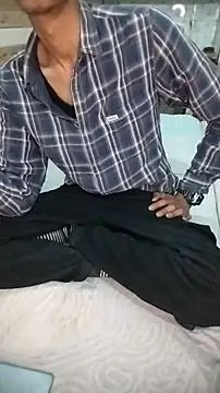 xoupleaura online show from 12/20/25, 05:31