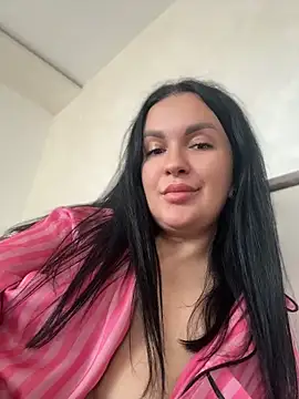 Snapshot of MeganBlueq chatting on 04/24/26, 12:18 MeganBlueq online show from 04/24/26, 12:18