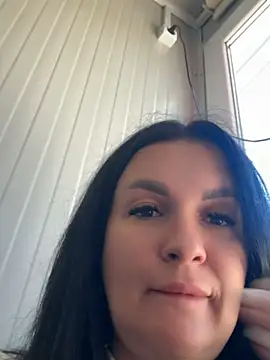 Snapshot of MeganBlueq chatting on 05/05/26, 11:18 MeganBlueq online show from 05/05/26, 11:18