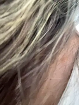 Valeria-escobar online show from 04/05/26, 01:41