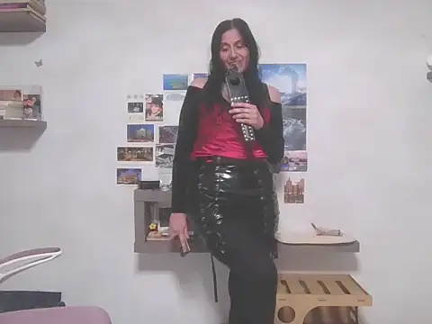 DommeVioleta online show from 02/18/26, 06:42