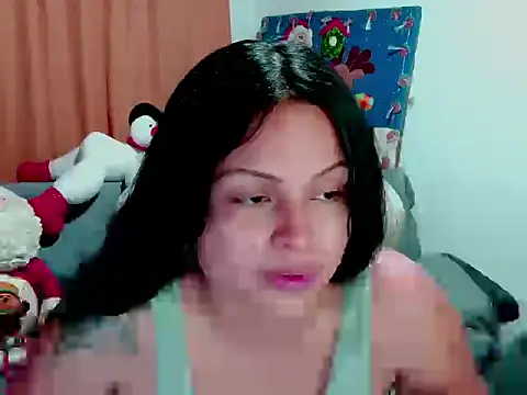 Snapshot of milk_hot_mafe chatting on 12/18/25, 03:45 milk hot mafe online show from 12/18/25, 03:45