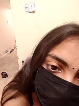 Snapshot of Delhikidevi chatting on 03/26/26, 05:13 Delhikidevi online show from 03/26/26, 05:13