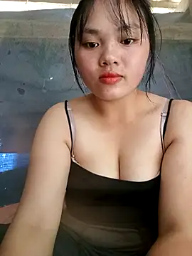 Snapshot of seon-mi chatting on 12/17/25, 05:24 seon-mi online show from 12/17/25, 05:24