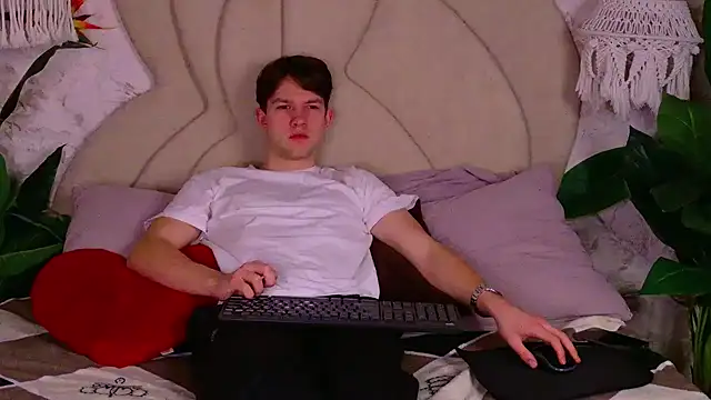 JamesRaww online show from 01/08/26, 03:58