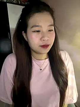 Snapshot of Bae1103_ chatting on 12/15/25, 10:08 Bae1103 online show from 12/15/25, 10:08