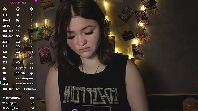 Snapshot of YummyTira chatting on 01/18/26, 12:58 YummyTira online show from 01/18/26, 12:58