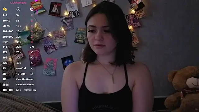 Snapshot of YummyTira chatting on 02/12/26, 06:19 YummyTira online show from 02/12/26, 06:19