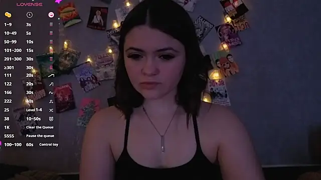 Snapshot of YummyTira chatting on 02/19/26, 01:01 YummyTira online show from 02/19/26, 01:01