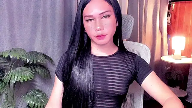 xSweet Gigi online show from 04/14/26, 08:37