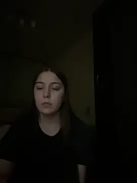 Yaseniya  online show from 03/04/26, 07:42