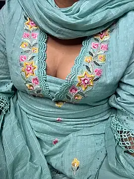 butterflyslay online show from 02/21/26, 02:12