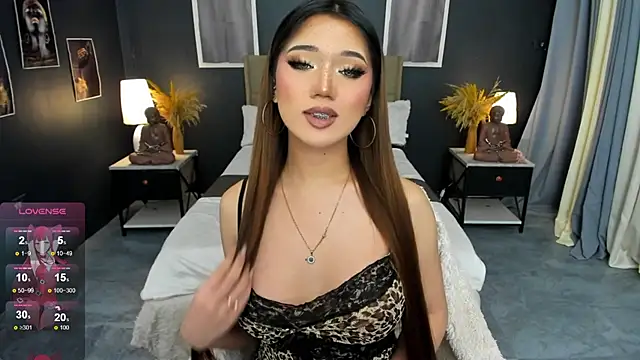 SeductressBella online show from 05/11/26, 02:45