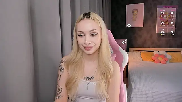 LanaMiracle online show from 03/02/26, 05:08