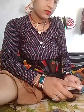 Aaisha 01 online show from 06/14/26, 07:10