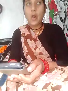 Aaisha 01 online show from 07/17/26, 05:03