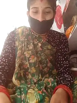 Aaisha 01 online show from 07/18/26, 07:45
