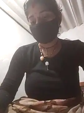 Aaisha 01 online show from 07/21/26, 03:47