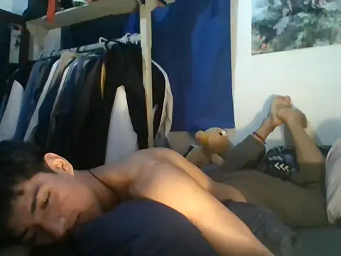 isalexhot online show from 04/28/26, 05:23